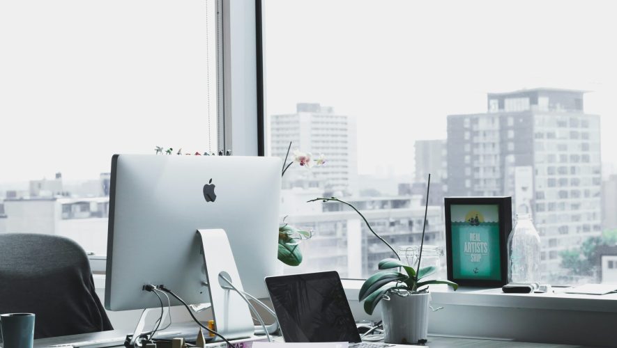 photo-1497215842964-222b430dc094